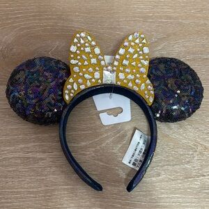 disney world 50th ears 💛 new with tags